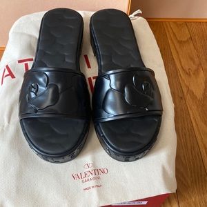 Valentino Rubble Slide Sandals 7 Black